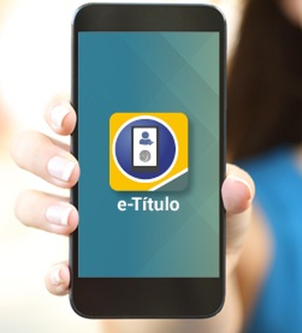 Eleitores em situação regular podem ter acesso ao documento no aplicativo 'e-Título', disponível para sistemas Android e iOS — Foto: Divulgação/TRE