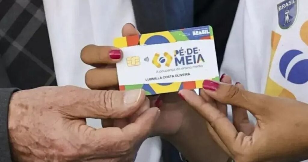 Bolsa do Pé-de-Meia será paga para estudantes; veja quanto é e quem tem direito