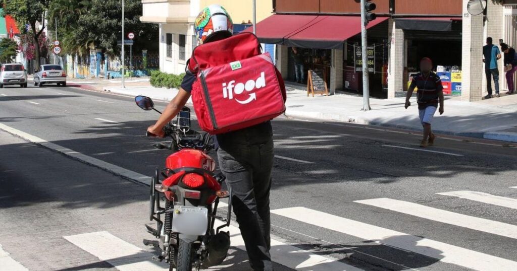 Justiça proíbe iFood de exigir pedido mínimo, sob risco de multa milionária