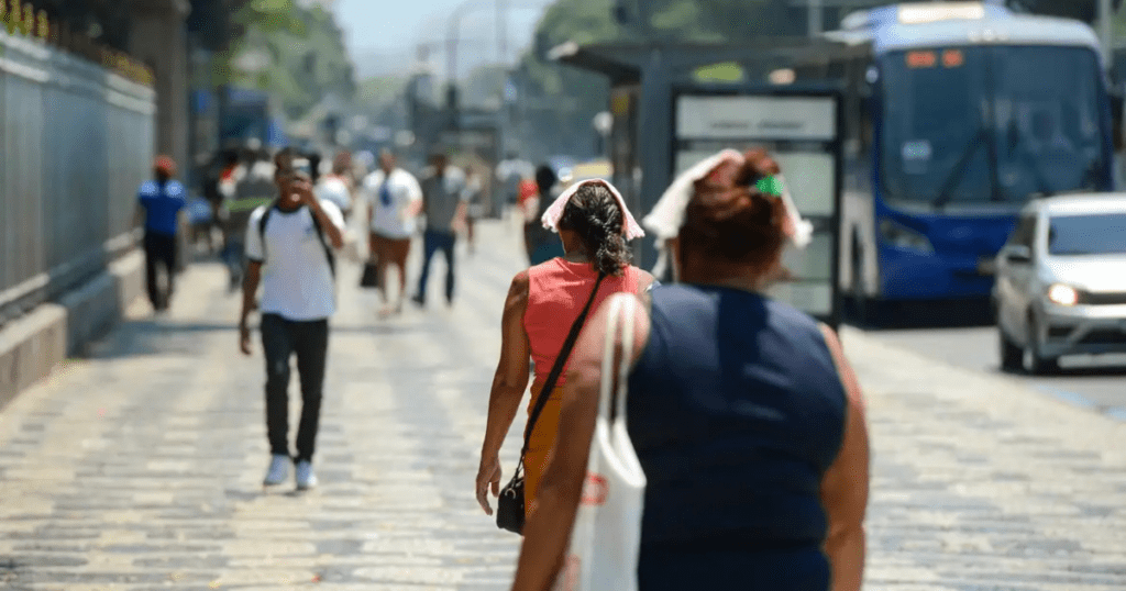 Inmet prevê onda de calor e temperaturas acima da média no país