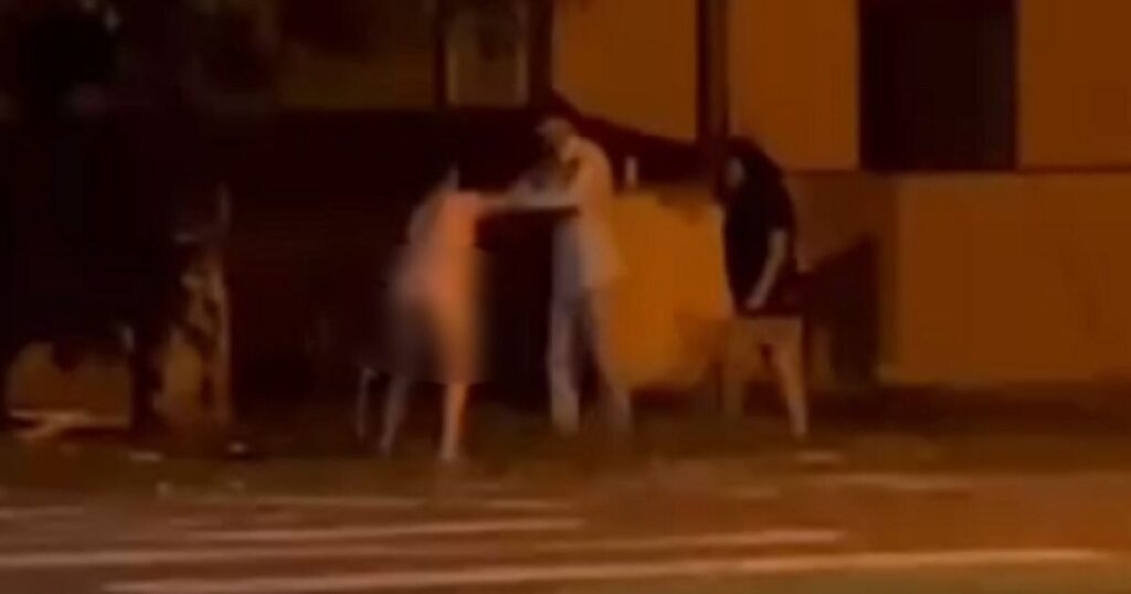 VÍDEO: Amante foge nua no meio da rua após esposa flagrar marido traindo em São Mateus do Sul