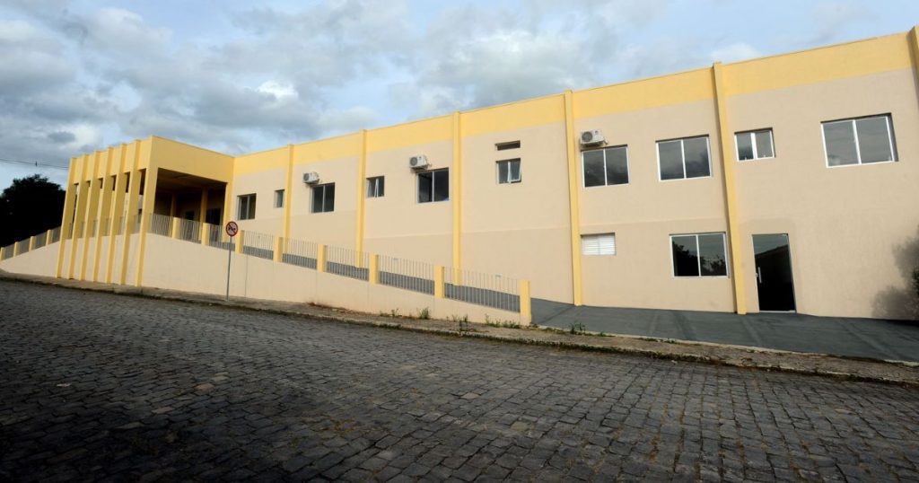 Polícia investiga rombo de R$ 6 milhões em hospital de Rebouças