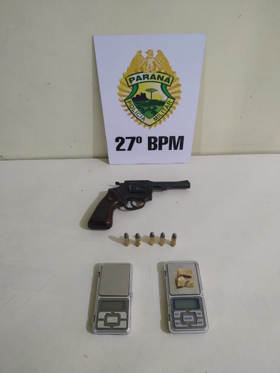 ROTAM localiza arma e drogas em bairro de São Mateus do Sul