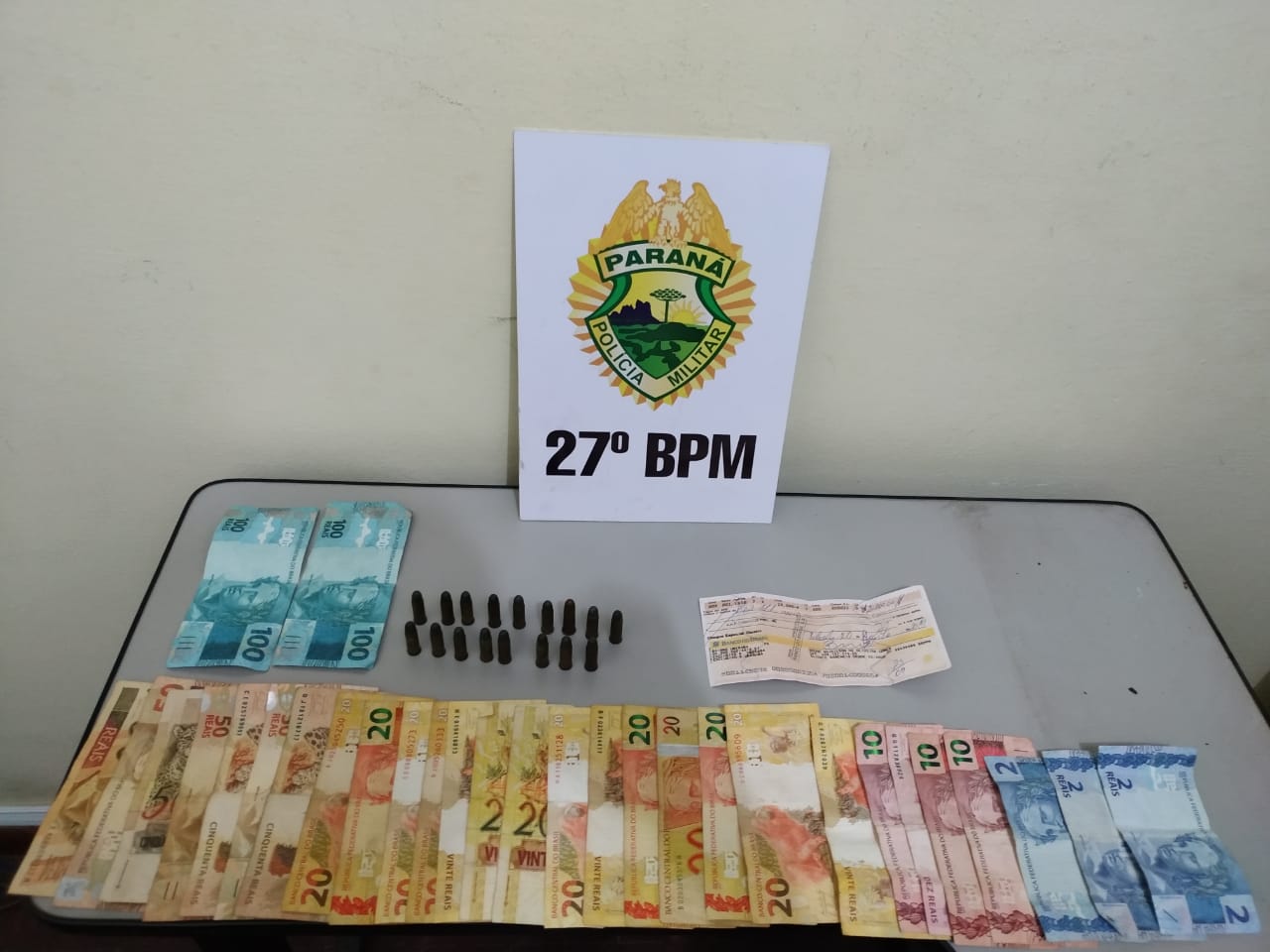 Rapazes são presos após distribuir notas falsas em São Mateus do Sul