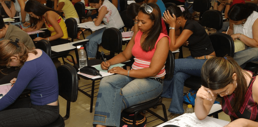 Veja como tirar nota mil na redação do Enem; prova é neste domingo