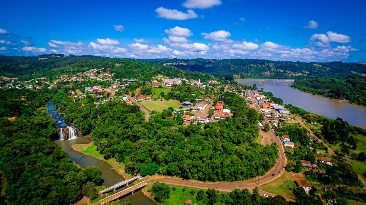 Porto vitória festeja 57 anos com Feira da Lua, Papai Noel e homenagem ao magistério