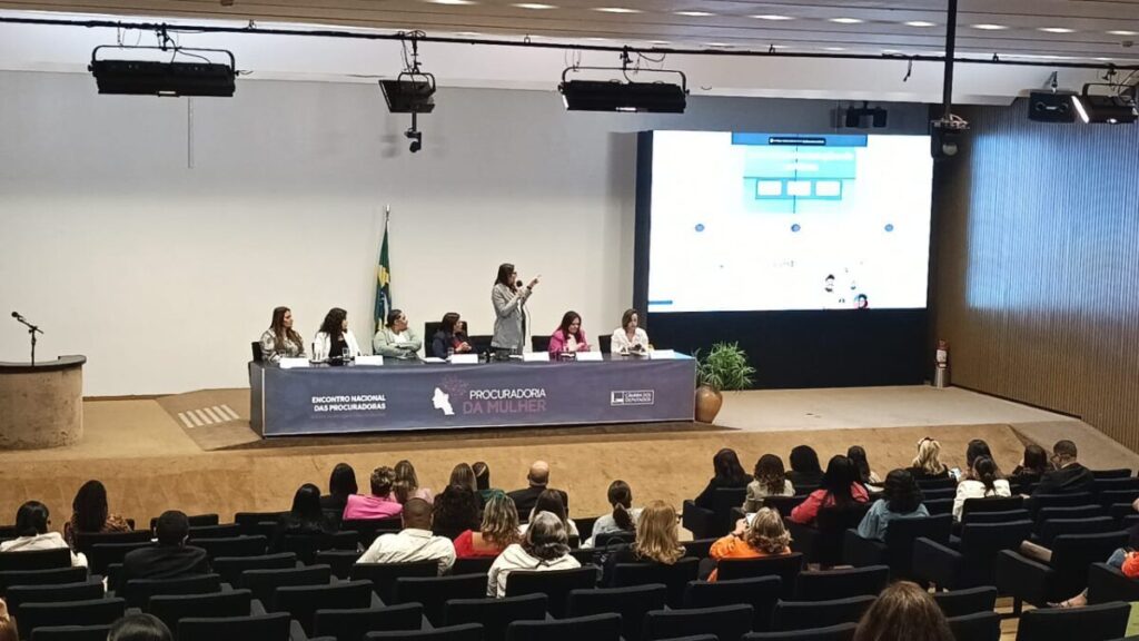 Brasília: vereadora Allana Feijó participa do Encontro Nacional das Procuradoras da Mulher