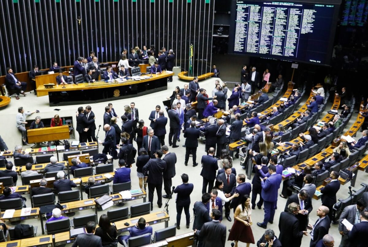 Reforma da Previdência: aprovada por deputados federais e segue para o Senado Federal