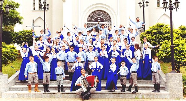 Conheça a história do grupo de dança ‘Resgate Gaúcho’