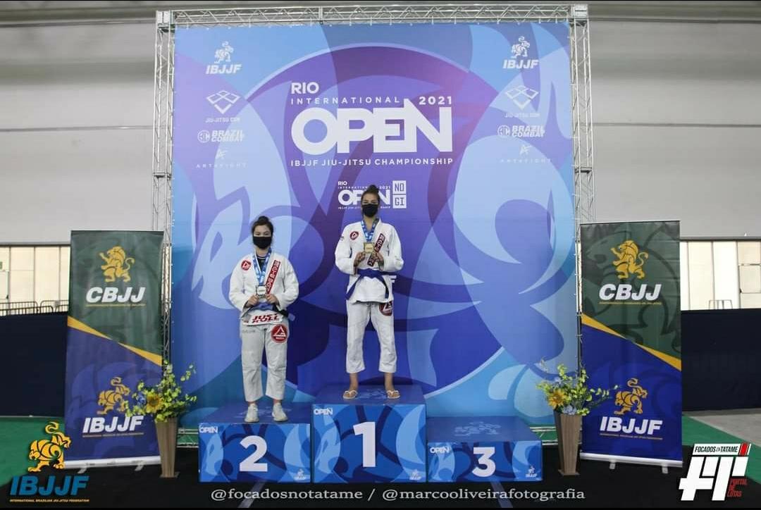 São-mateuense Lauriane é campeã de Jiu-Jitsu na Open Rio 2021