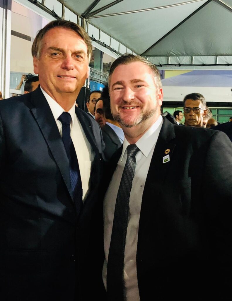 Deputado Emerson Bacil recepciona Bolsonaro em Curitiba