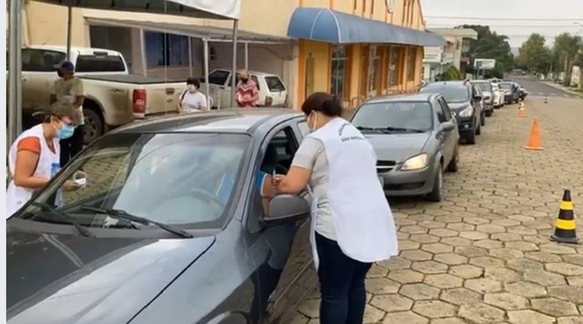 Domingo é dia de vacina contra Covid-19, em São Mateus do Sul para idosos com mais de 68 anos