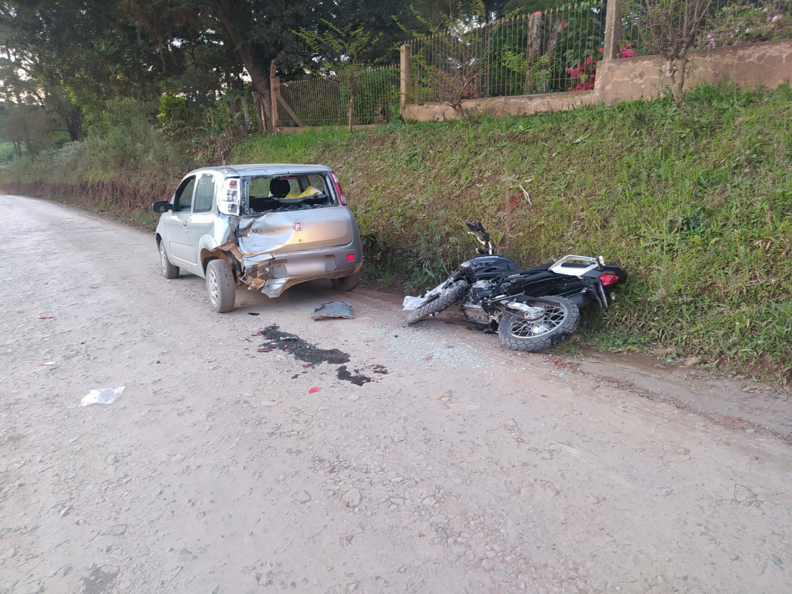 Motociclista bate em veículo parado e morre por conta do acidente em Canoinhas