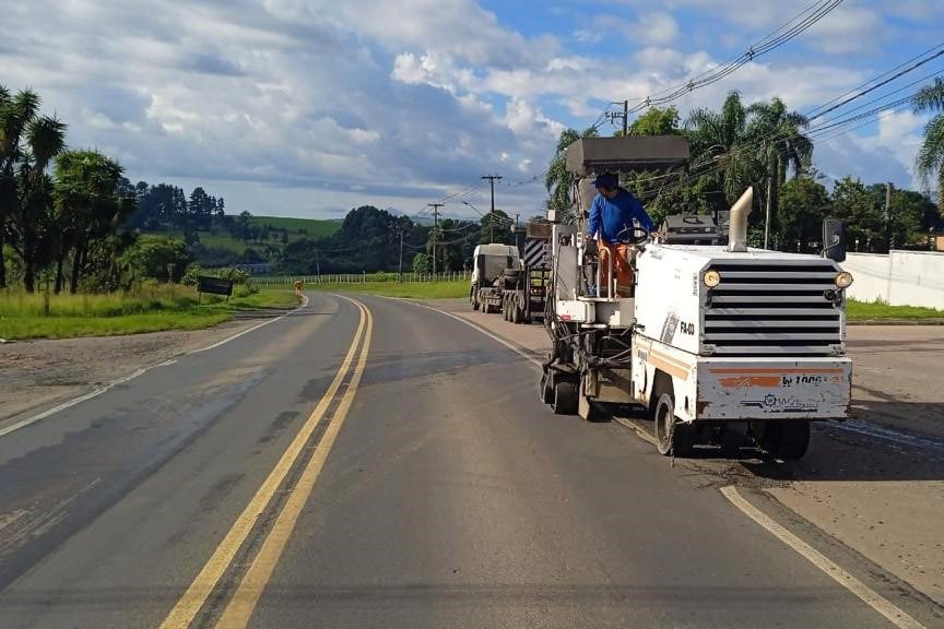 Obras de conservação na PR-151 entre Ponta Grossa e Palmeira são iniciadas