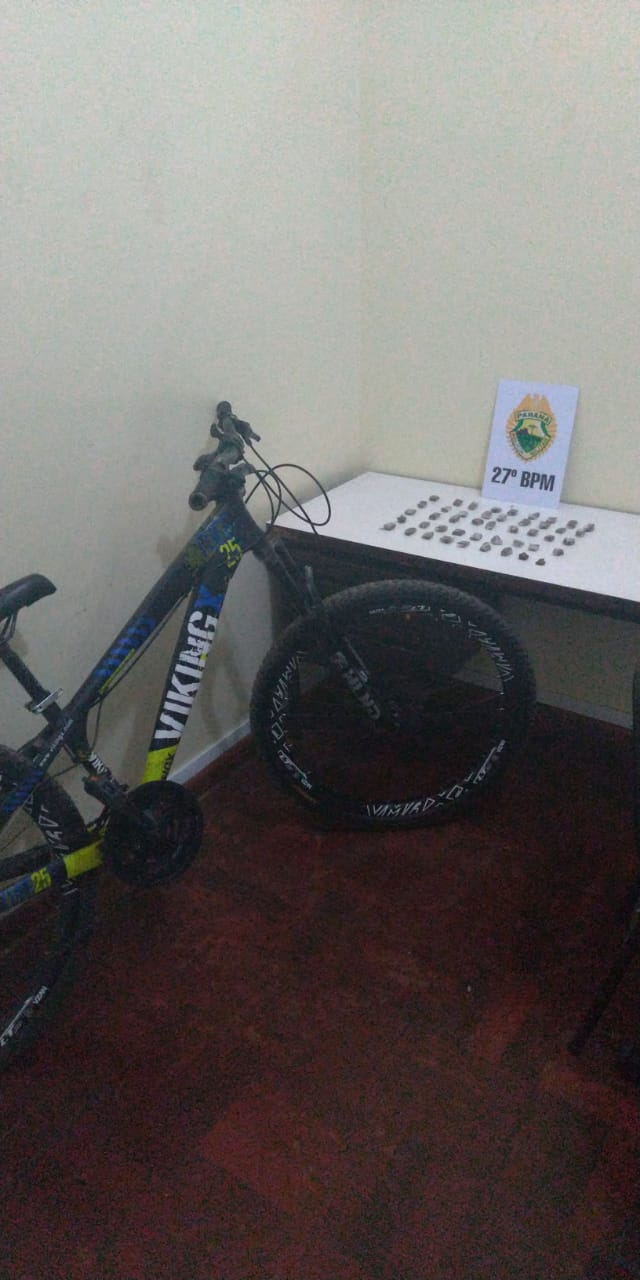 ROTAM recupera bicicleta furtada e apreende 45 buchas de maconha