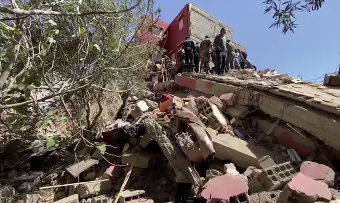 Internacional: terremoto deixa mais de mil mortos no Marrocos