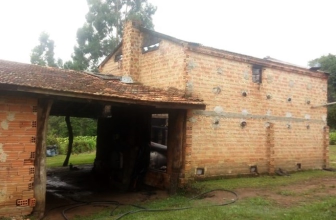 Parte da carga de fumo roubada em Paulo Frontin é encontrada no interior de São Mateus do Sul