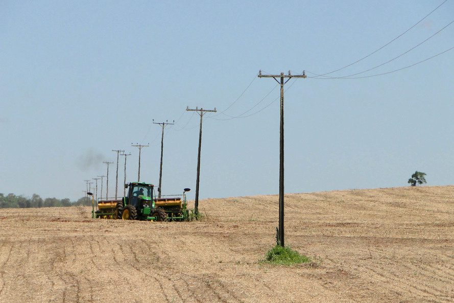 Campanha alerta para cuidados com a energia na área rural