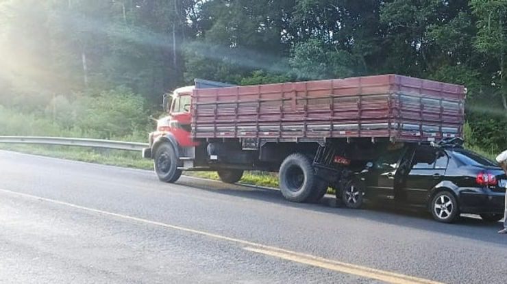 Homem morre em acidente na BR-277 em Palmeira