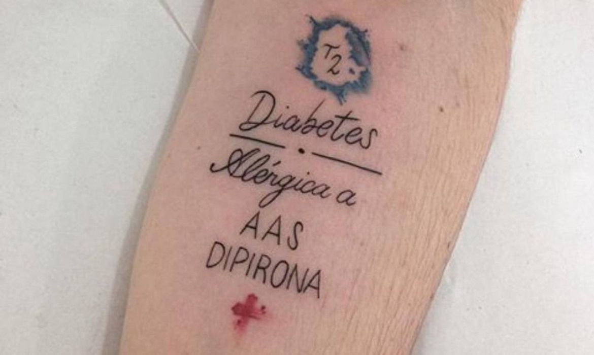 Tatuagens de segurança: conheça a ideia voltada a pessoas com doenças crônicas