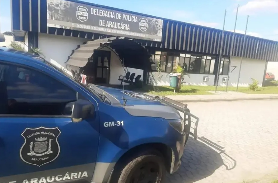 Morre criança de 9 anos baleada pelo irmão mais velho que manuseava arma encontrada em matagal