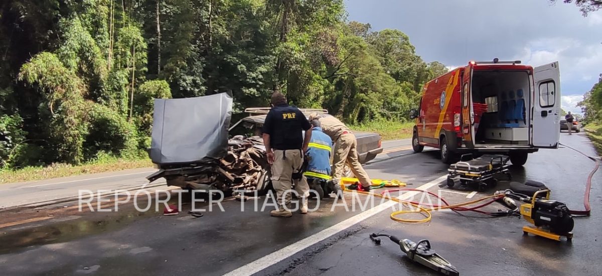 Homem fica preso nas ferragens em acidente na BR-153 em Porto Vitória