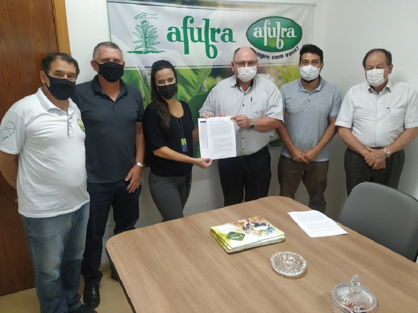 Mais uma fumageira assina protocolo e reajusta o preço do fumo para a atual safra