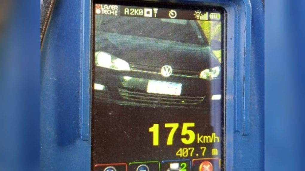 PRF flagra veículo a 175 km/h na BR-277, em Palmeira