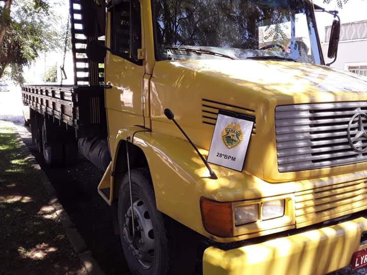 CAMINHÃO FURTADO EM SANTA CATARINA É RECUPERADO NA LAPA.