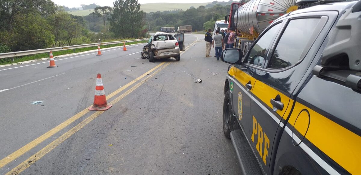 Acidente na BR-476 deixa um morto na tarde desta segunda-feira (07)