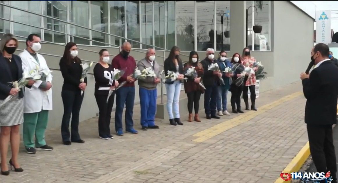 Prefeitura de Irati presta homenagem aos profissionais da saúde no aniversário