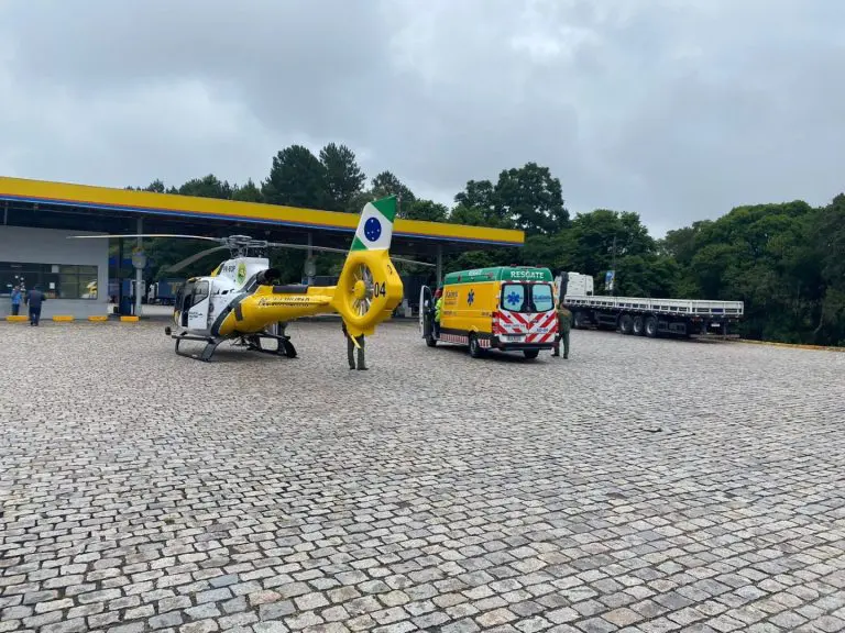 Carro sai da pista e adolescente de 12 anos é socorrido em estado grave na BR-116