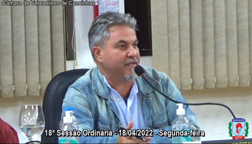 Vereador suplente de Canoinhas toma posse em substituição ao prefeito interino, sob vaias