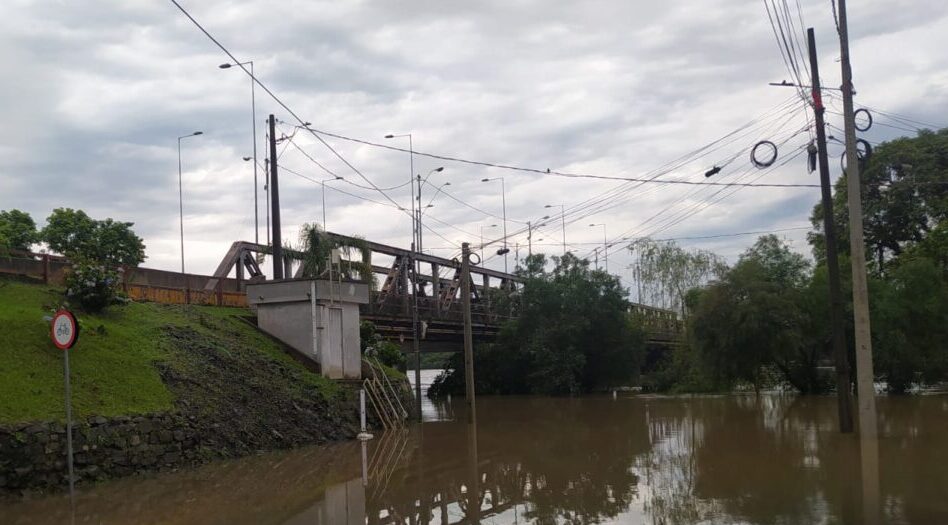 Proibido por 15 dias o tráfego de caminhões no município de União da Vitória