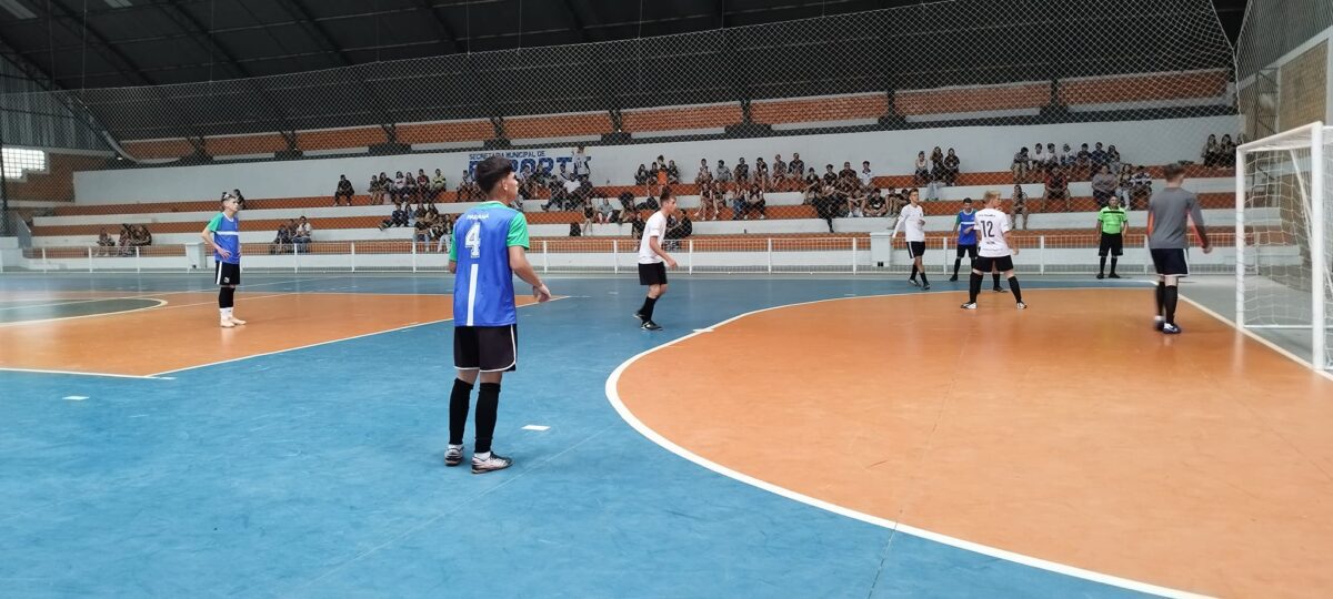 Jogos Escolares de Futsal de São João do Triunfo começam nessa terça-feira (28)