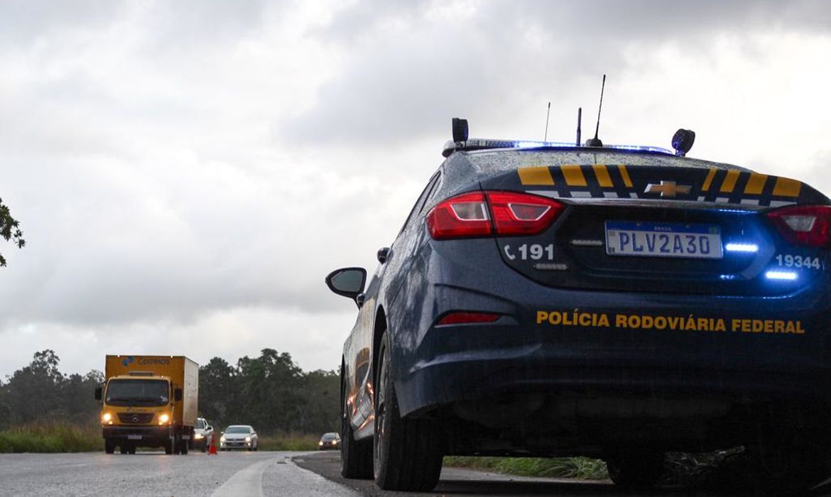 Operação Independência fiscaliza rodovias federais até amanhã