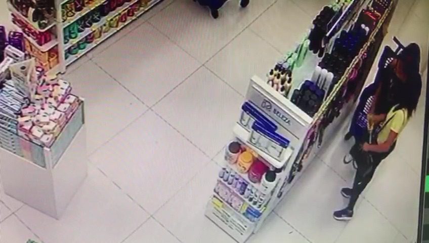 Câmeras registram furto de produtos em farmácia de São Mateus do Sul