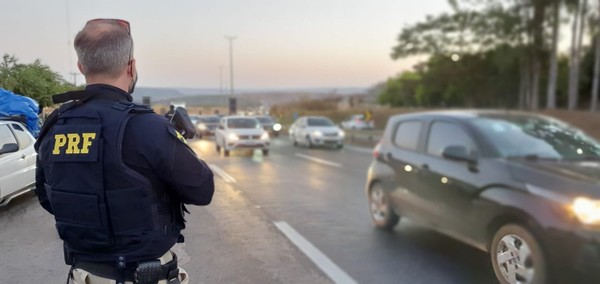 Polícia Federal lança edital de concurso com 1,5 mil vagas