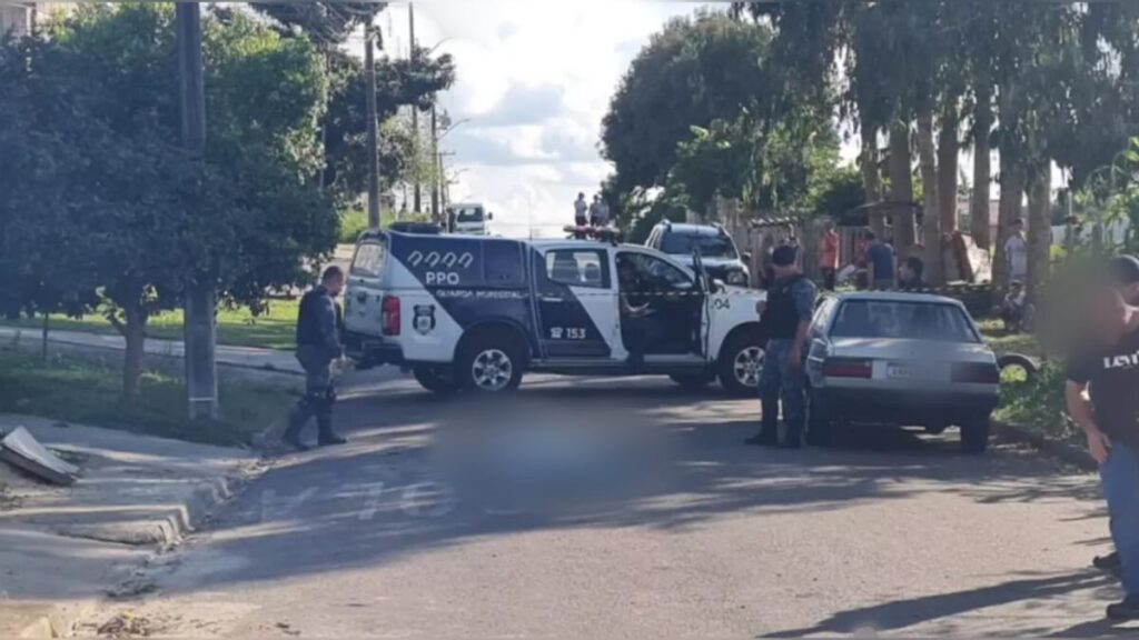 Casal é morto na frente da filha dentro de carro de aplicativo em Curitiba