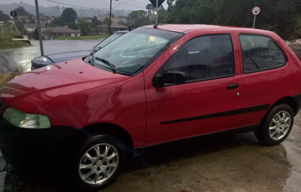 Homem suspeito de matar namorada em Canoinhas bate carro da vítima e é preso