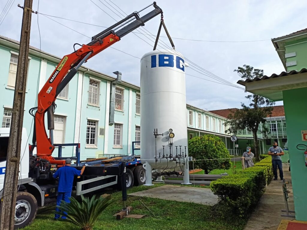 Hospital Regional da Lapa instala reservatório de oxigênio