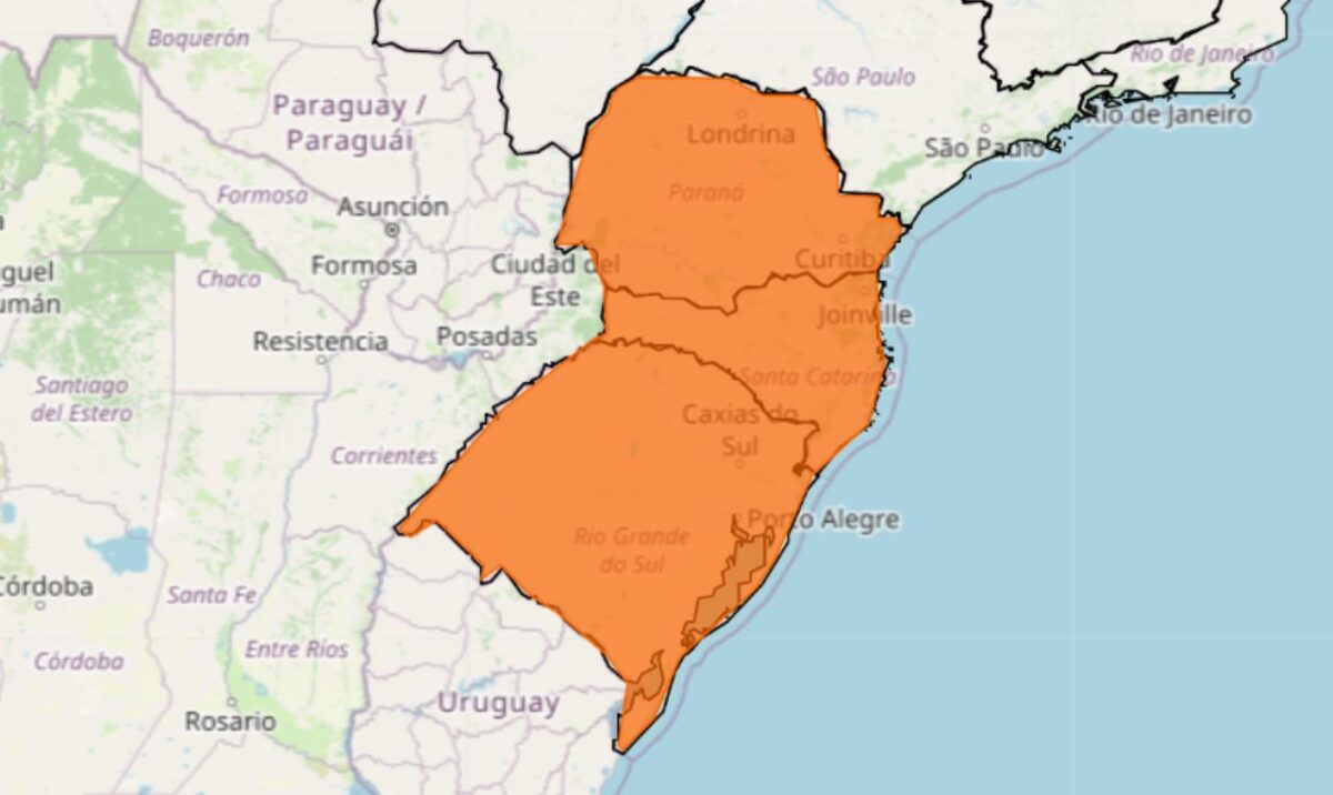 Alerta laranja para tempestade severa, raios, ventania e granizo no PR, SC e RS