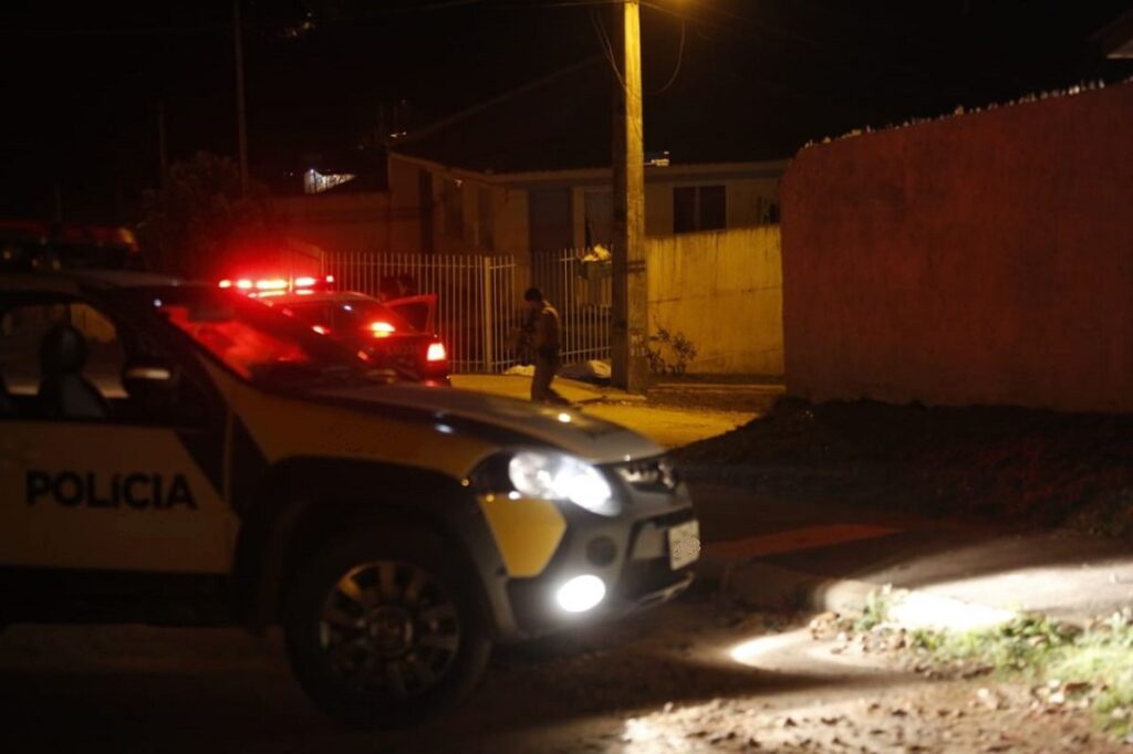 Duas pessoas são feridas a facão durante desentendimento entre vizinhos em São João do Triunfo