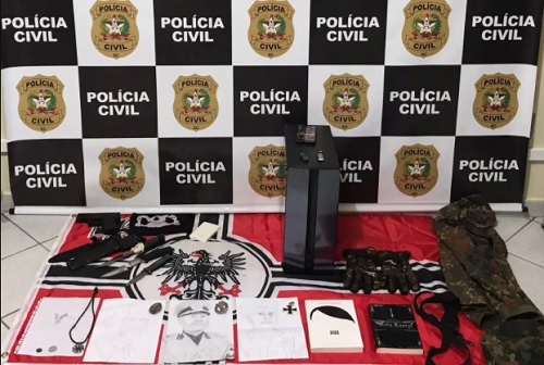 Adolescente de Porto União é suspeito de fazer parte de grupo “Neonazista