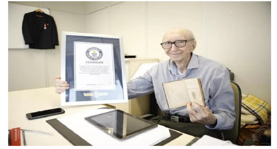 ‘A vida é uma passagem na Terra, aproveite’ diz funcionário mais antigo do mundo que completa 100 anos em SC