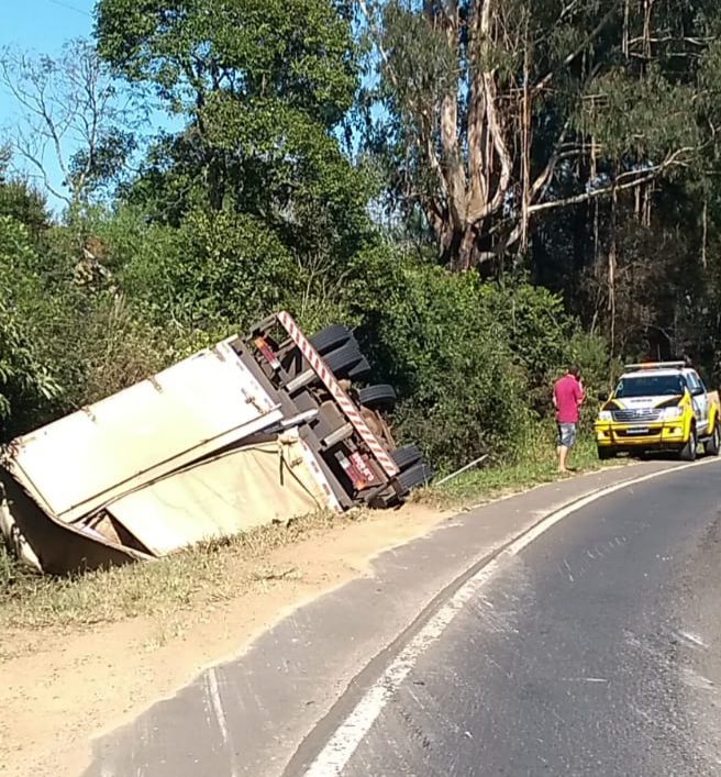 Tombamento acontece na PR 151