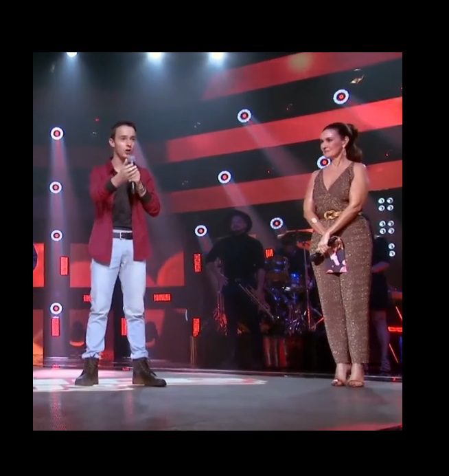 VÍDEO: Wellington Pedro, de Mafra, avança para a próxima fase do The Voice Kids Brasil!