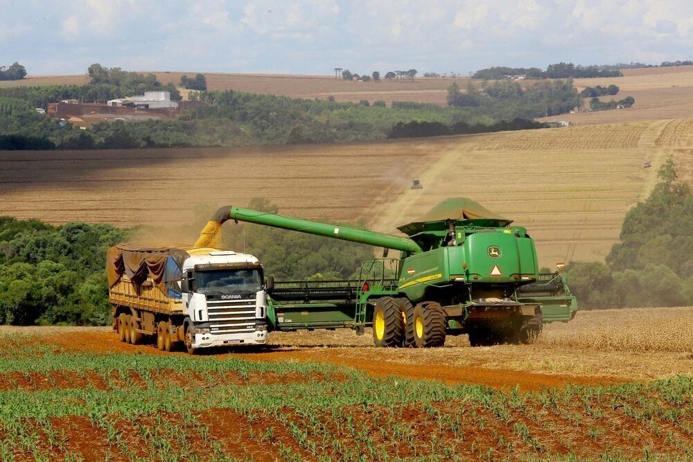 Preço do frete sobe no Centro-Oeste, mas no Paraná baixa demanda tem oferta de transporte