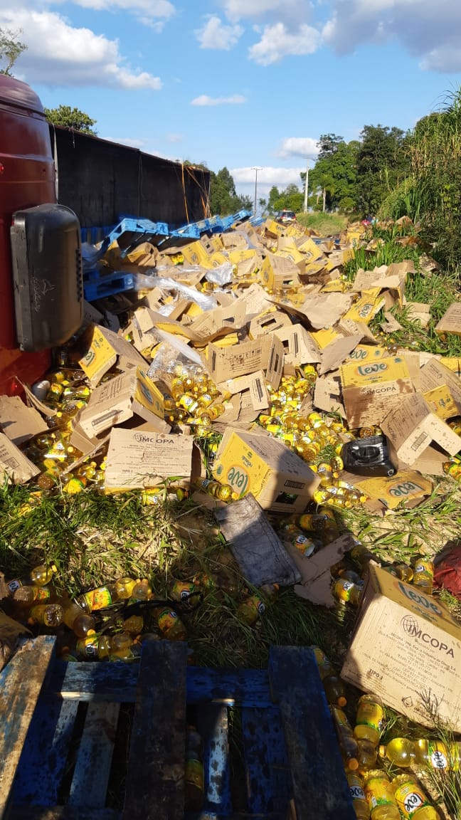 Tombamento na BR 476 região da Água azul