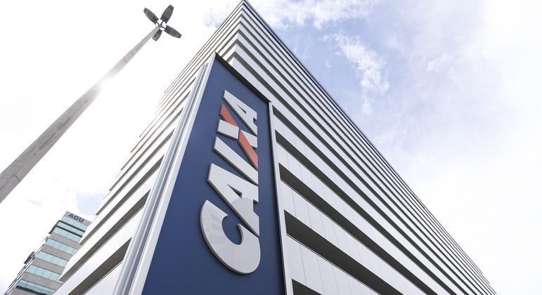 Concurso da Caixa com salários de até R$ 11 mil abre inscrições no Paraná